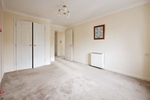 BEDROOM- click for photo gallery
